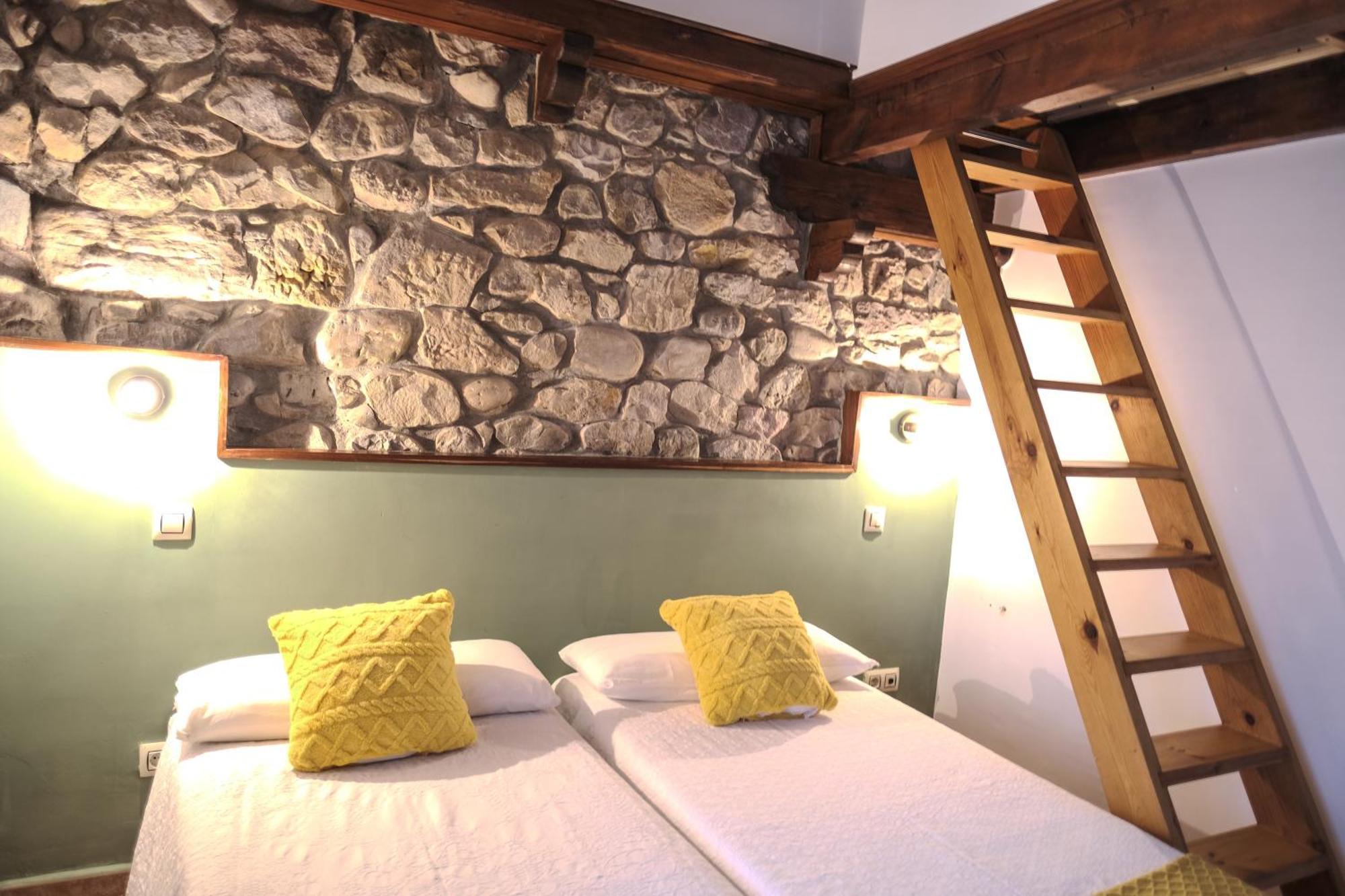 Posada La Estela De Barros Corrales De Buelna Ngoại thất bức ảnh