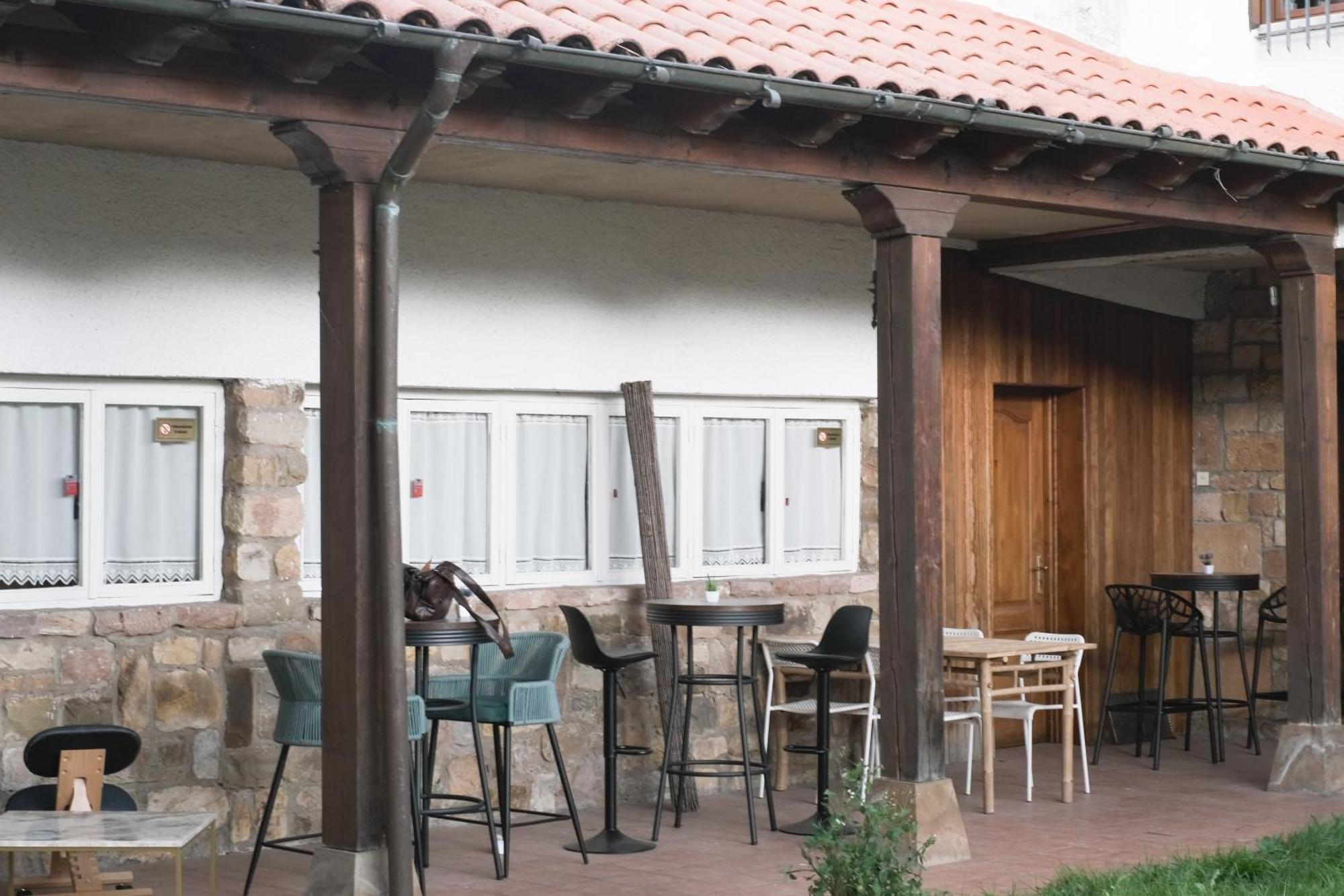 Posada La Estela De Barros Corrales De Buelna Ngoại thất bức ảnh